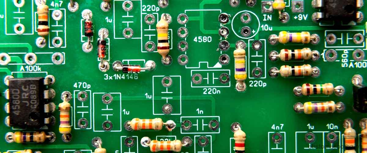 A Figura Acima Representa Um Circuito Eletrico Constituido De Uma Fonte