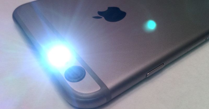 Como usar o seu iPhone como lanterna