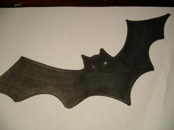 Como desenhar a silhueta de um morcego - 7 passos
