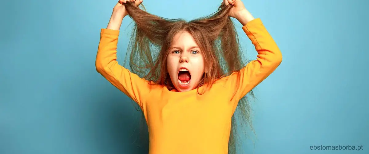 Como lavar o cabelo de uma criança gripada?