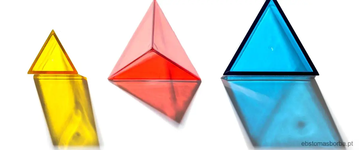 Quais são os lados do triângulo ABC?
